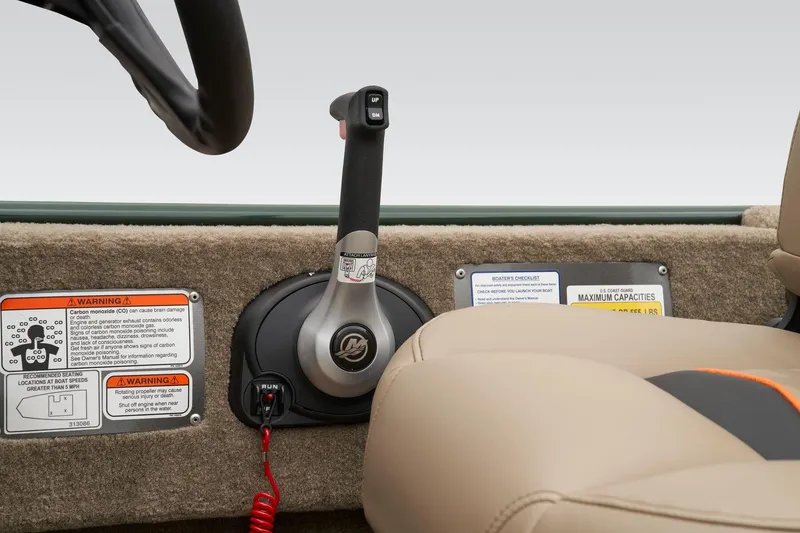 Slide: The Image of Tracker Bass Tracker Classic Limited 2025 - 21