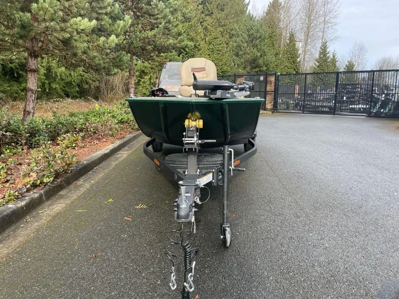 Slide: The Image of Tracker Bass Tracker Classic Limited 2025 - 40