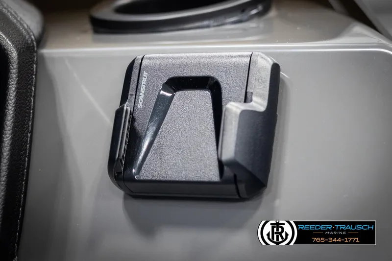 Slide: The Image of 2025 Bennington 23 SSBSE boat accessory detail with Reeder-Trausch Marine logo. - 34