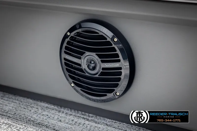 Slide: The Image of Speaker on 2025 Bennington 23 SSBSE boat, featuring Rockford Fosgate audio system. - 43