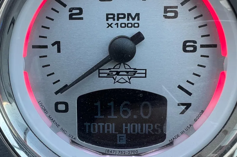 Slide: The Image of Tachometer of 2015 Daves Custom Boats M-29 showing 116 total hours. - 18