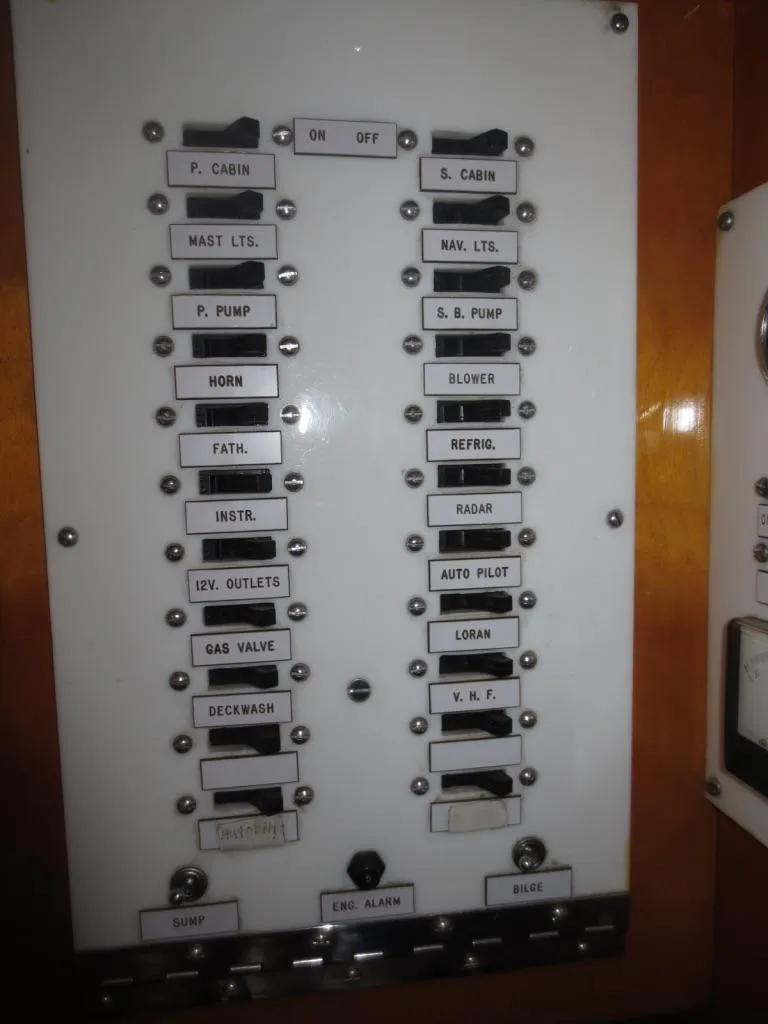 Slide: The Image of Hinckley Yachts Bermuda 40 Yawl Mark III 1974 - 101