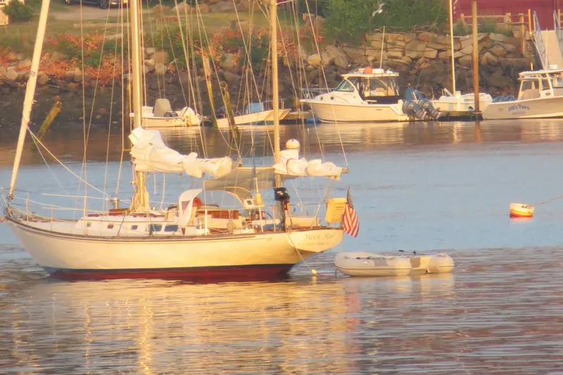 Slide: The Image of Hinckley Yachts Bermuda 40 Yawl Mark III 1974 - 110