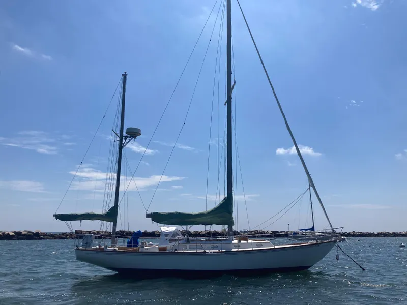 Slide: The Image of Hinckley Yachts Bermuda 40 Yawl Mark III 1974 - 57