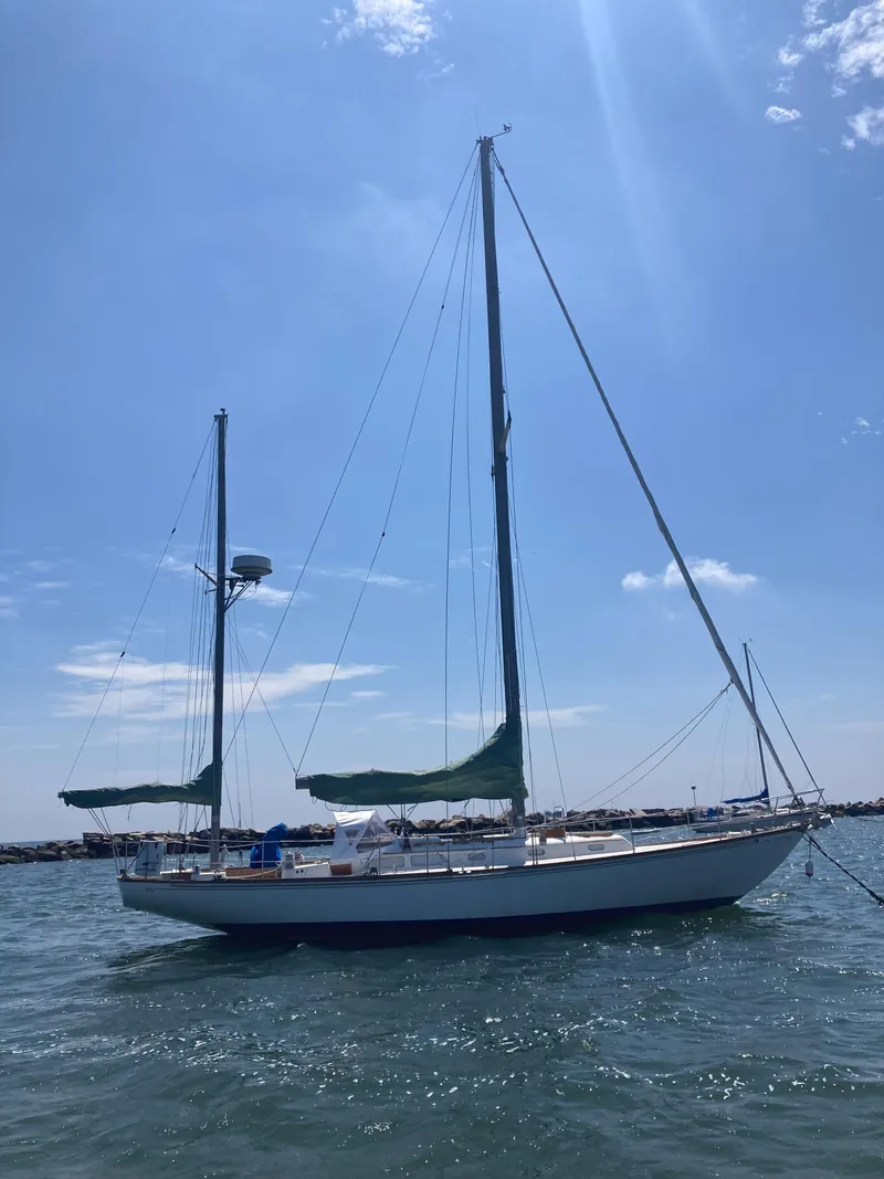 Slide: The Image of Hinckley Yachts Bermuda 40 Yawl Mark III 1974 - 58