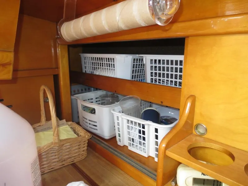 Slide: The Image of Hinckley Yachts Bermuda 40 Yawl Mark III 1974 - 65