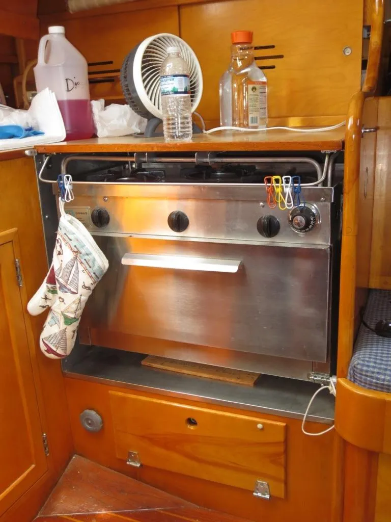 Slide: The Image of Hinckley Yachts Bermuda 40 Yawl Mark III 1974 - 67