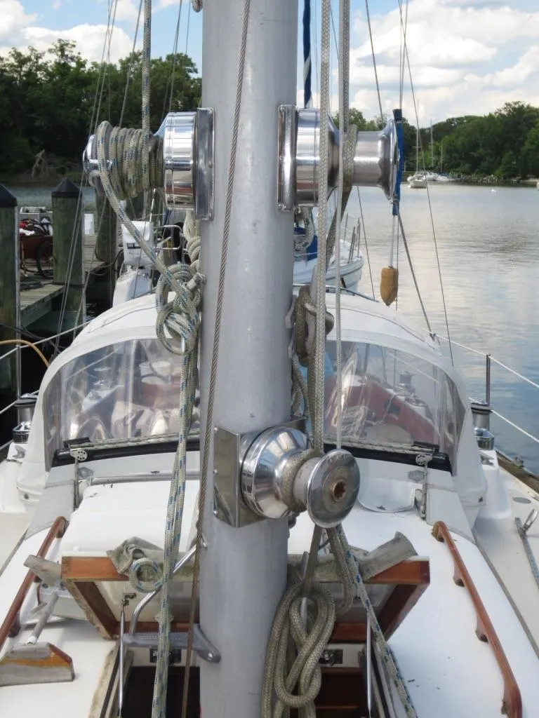 Slide: The Image of Hinckley Yachts Bermuda 40 Yawl Mark III 1974 - 79