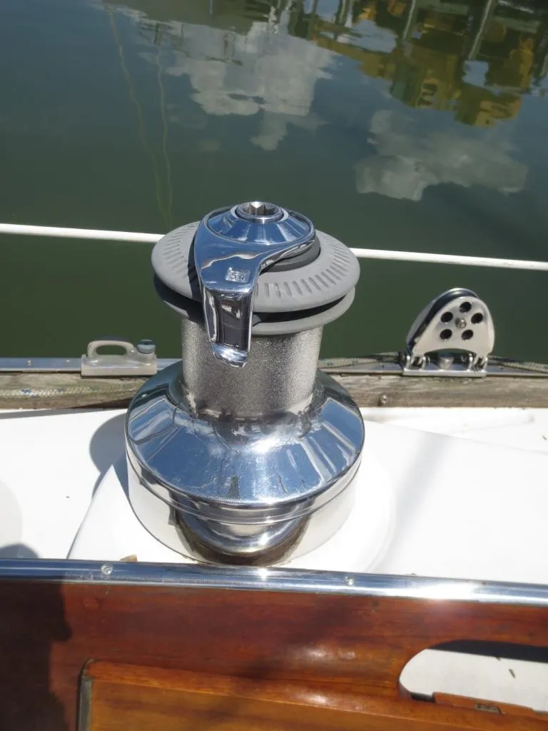 Slide: The Image of Hinckley Yachts Bermuda 40 Yawl Mark III 1974 - 92