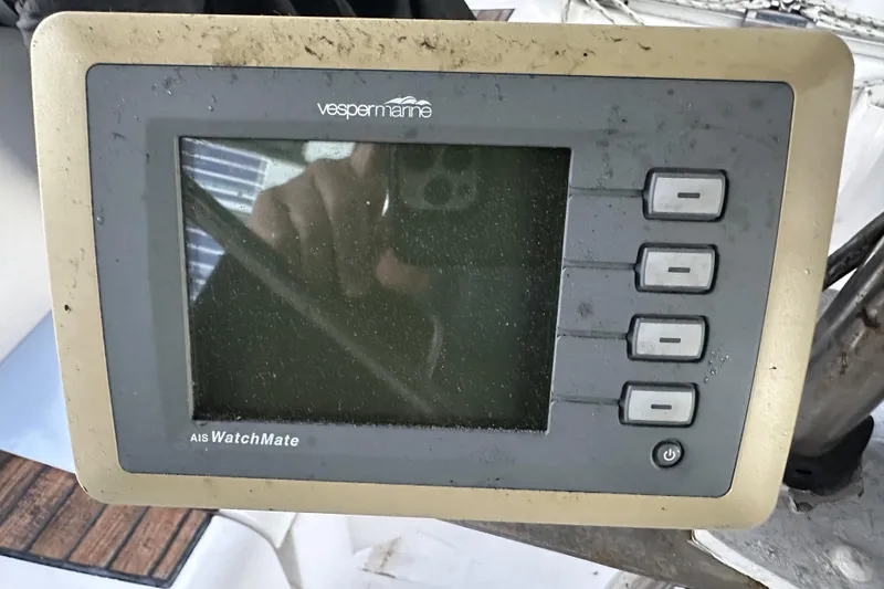 Slide: The Image of Vesper Marine AIS WatchMate device on 1989 Canadian Sailcraft CS40 yacht. - 45