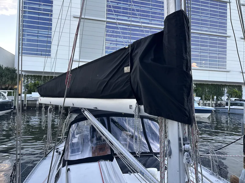 Slide: The Image of Canadian Sailcraft CS40 1989 - 53