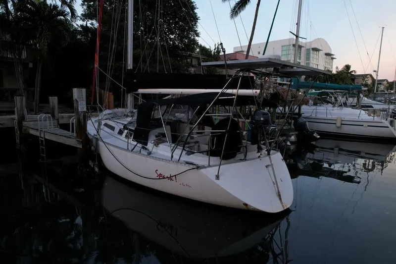 Slide: The Image of Canadian Sailcraft CS40 1989 - 68