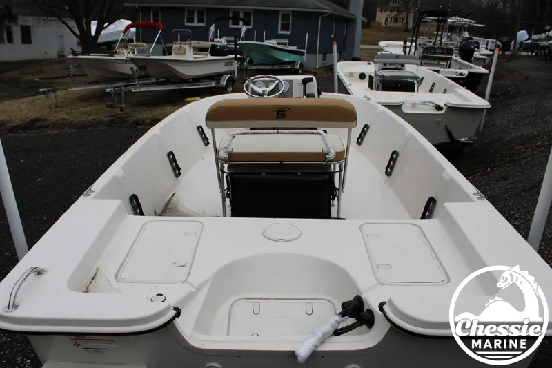 Slide: The Image of Sea Chaser EV198 Sea Skiff 2025 - 4