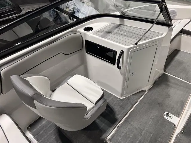 Slide: The Image of Yamaha SX190 2025 - 11