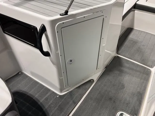 Slide: The Image of Yamaha SX190 2025 - 13