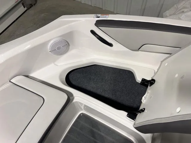 Slide: The Image of Yamaha SX190 2025 - 25