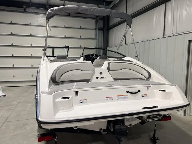 Slide: The Image of Yamaha SX190 2025 - 4