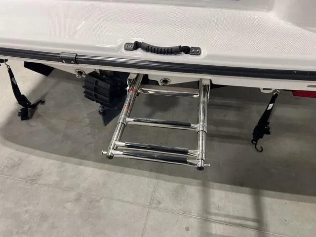 Slide: The Image of Yamaha SX190 2025 - 5