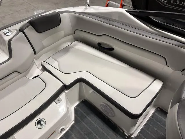 Slide: The Image of Yamaha SX190 2025 - 6