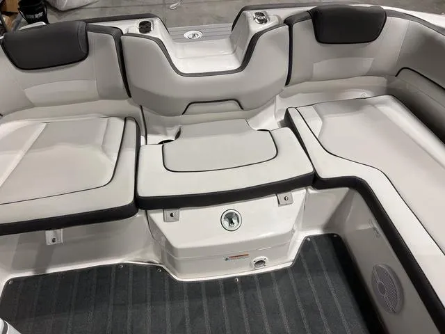 Slide: The Image of Yamaha SX190 2025 - 8