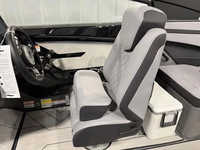 Slide: The Image of Yamaha 222XD 2025 - 19