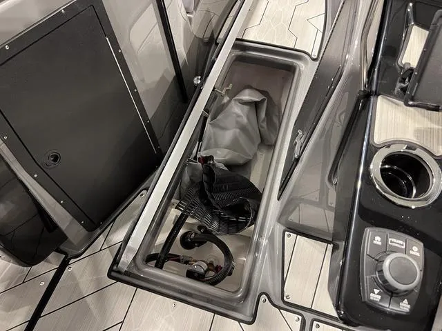 Slide: The Image of Yamaha 222XD 2025 - 27