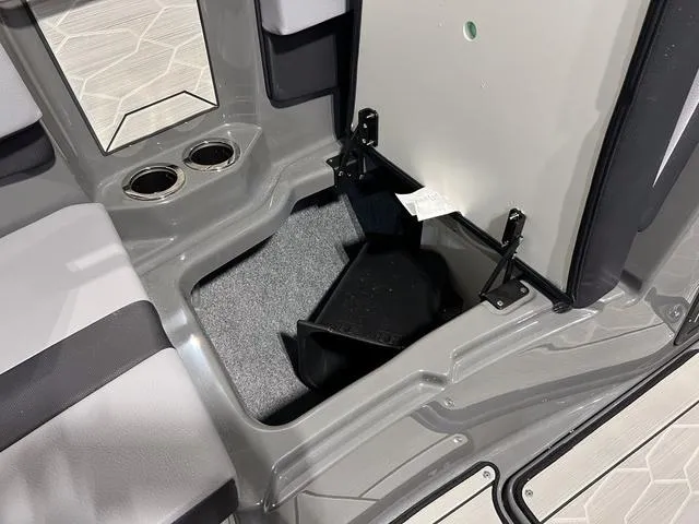 Slide: The Image of Yamaha 222XD 2025 - 31