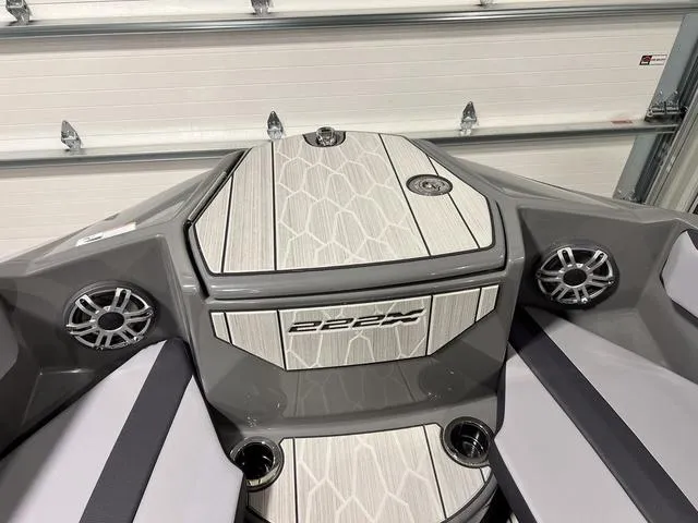 Slide: The Image of Yamaha 222XD 2025 - 32