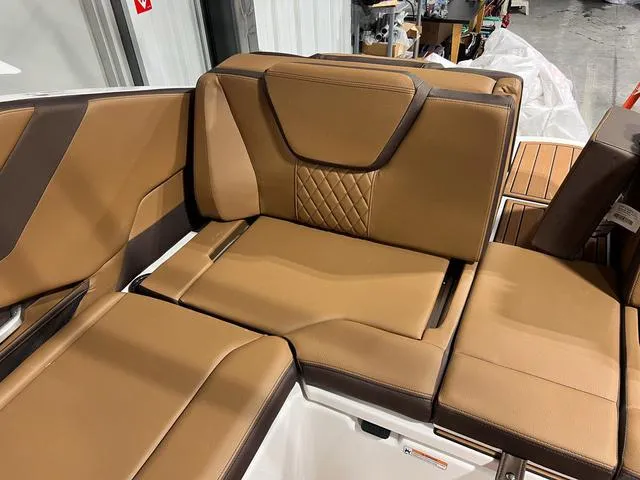 Slide: The Image of Yamaha 252SD 2025 - 10