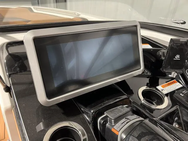 Slide: The Image of Yamaha 252SD 2025 - 21