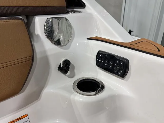 Slide: The Image of Yamaha 252SD 2025 - 7