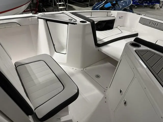 Slide: The Image of Yamaha 255 FSH Sport H 2025 - 21