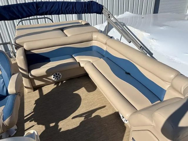 Slide: The Image of Sweetwater 2486 Re 2009 - 20