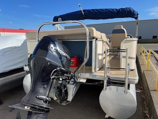 Slide: The Image of Sweetwater 2486 Re 2009 - 25