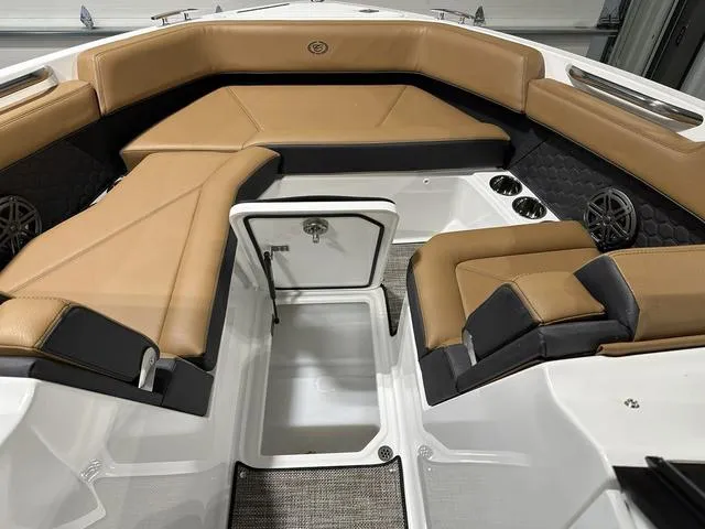 Slide: The Image of Cobalt R6 Surf 2025 - 38