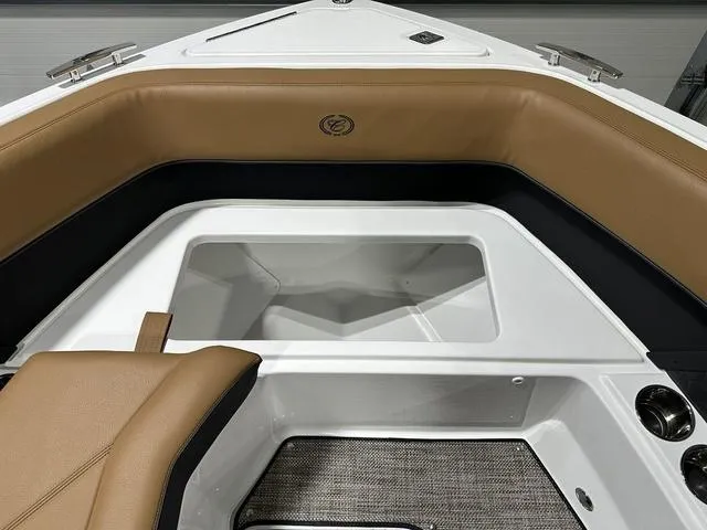 Slide: The Image of Cobalt R6 Surf 2025 - 41