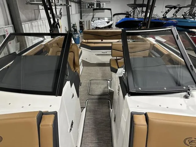 Slide: The Image of Cobalt R6 Surf 2025 - 44