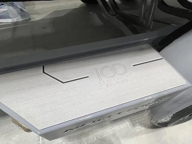 Slide: The Image of Nautique Super Air Nautique S23 2025 - 4