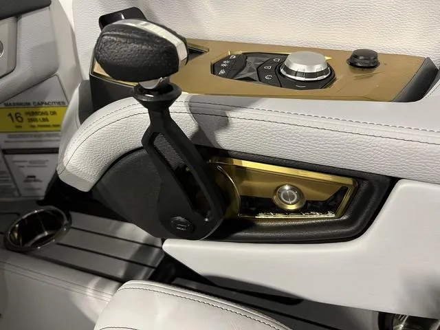 Slide: The Image of Nautique Super Air Nautique G23 2025 - 26