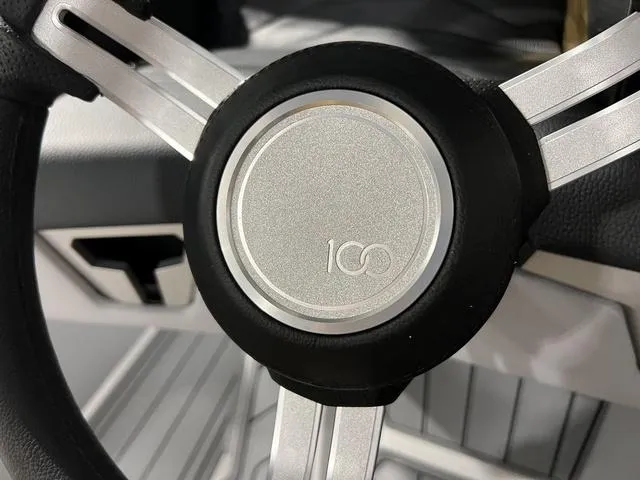 Slide: The Image of Nautique Super Air Nautique G23 2025 - 28