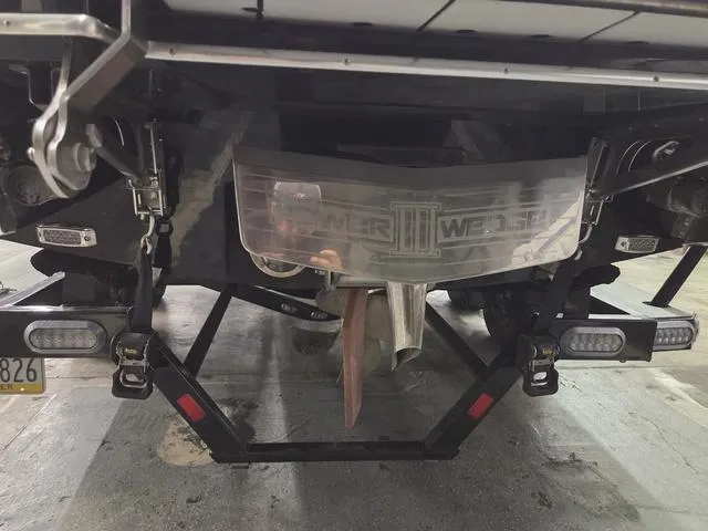 Slide: The Image of Malibu Wakesetter 23 LSV 2022 - 5