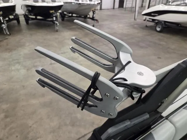 Slide: The Image of Malibu Wakesetter 23 LSV 2022 - 50