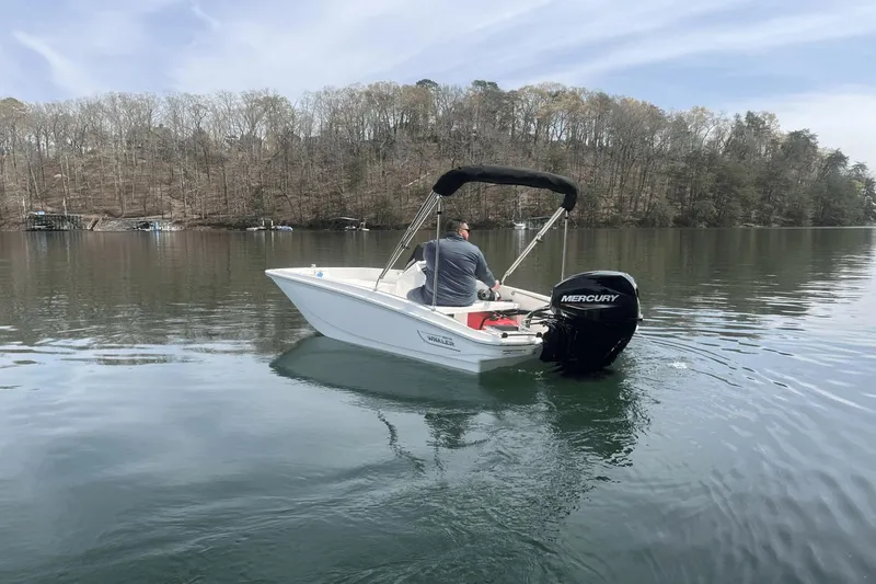 Slide: The Image of Boston Whaler 130 Super Sport 2025 - 1
