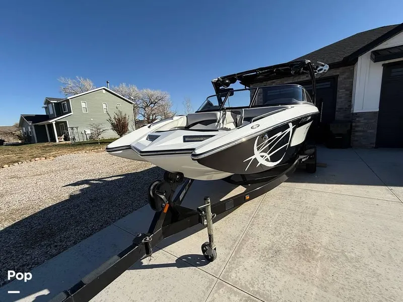 Slide: The Image of 2009 Tige Rz2 for sale in Cedar City, UT - 61