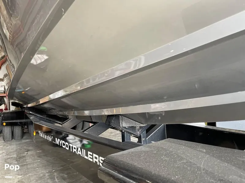 Slide: The Image of 1987 Apache 41 for sale in Philadelphia, PA - 14