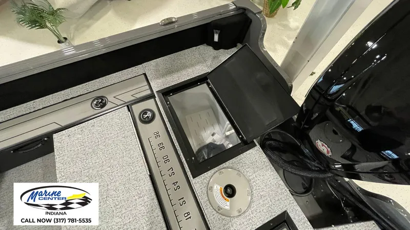 Slide: The Image of Starcraft 176 DC Pro 2025 - 13