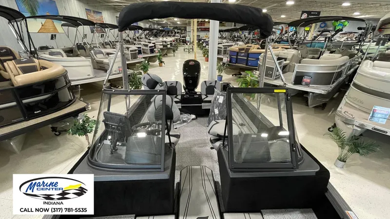 Slide: The Image of Starcraft 176 DC Pro 2025 - 25