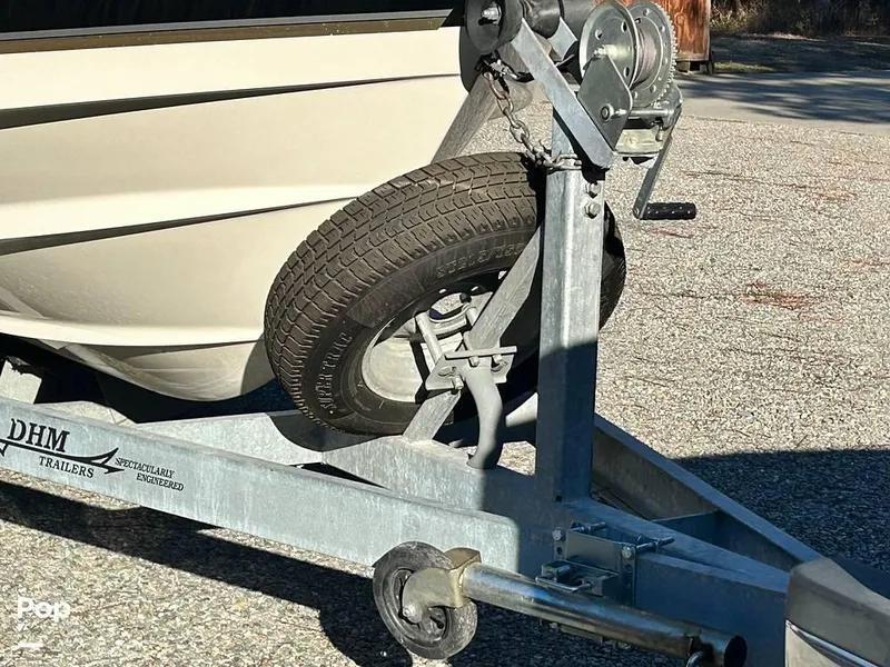 Slide: The Image of 2005 Seaswirl Striper 2601 WA for sale in Athol, ID - 25