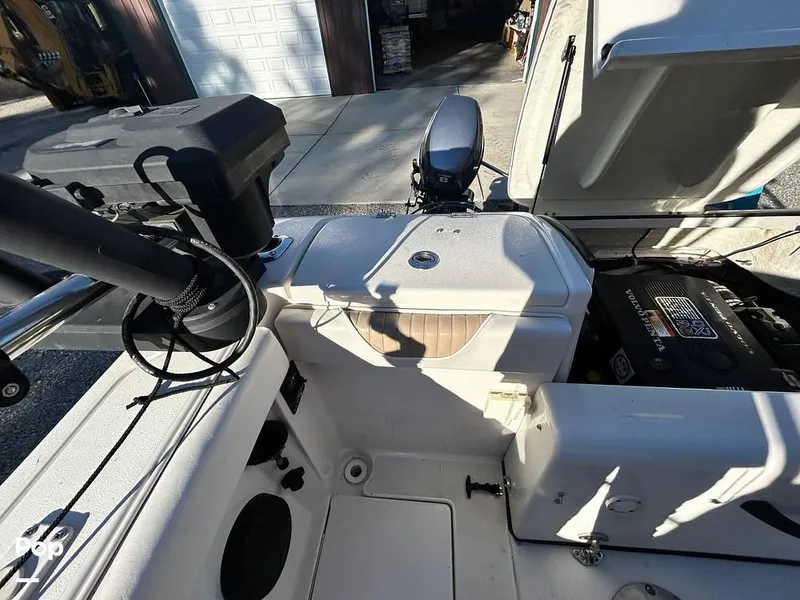 Slide: The Image of 2005 Seaswirl Striper 2601 WA for sale in Athol, ID - 5