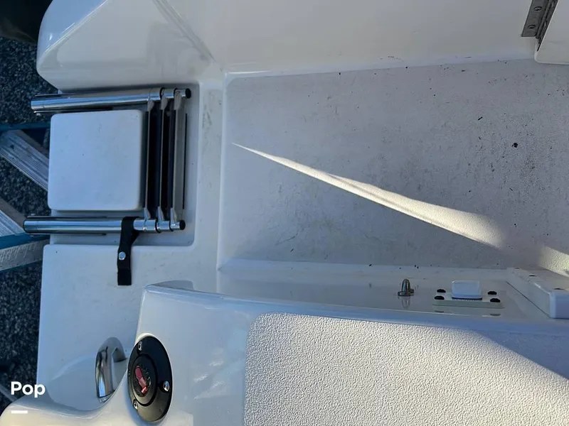 Slide: The Image of 2005 Seaswirl Striper 2601 WA for sale in Athol, ID - 63